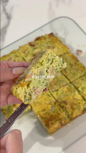 My mums recipe for zucchini slice 🥰♥️ #easyrecipe #mealprep #mealideas