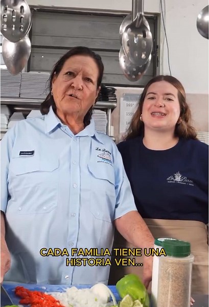 🎥 🌊✨ ¿Qué es lo más que te gusta de Rest La Barca? ✨🌊🌅 🍽️✨ ¿Y a ti? Ven a Rest La Barca, vive la experiencia y cuéntanos qué es lo que más te encanta. 📍A-57, Playita, Salinas 00751, Puerto Rico #40añosdesaboryamor #RestLaBarca #familia #corillo #amorysabor #pioneros