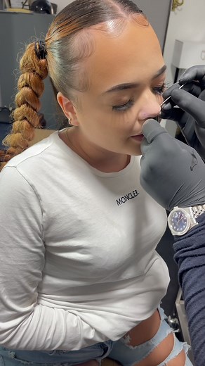 got both sides of my nose peirced today👀Don’t mind my terrible makeup😂#piercing #fyp #kaylathayla