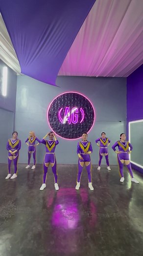 La Nena: Coreografía y Baile de Pequeños Musical