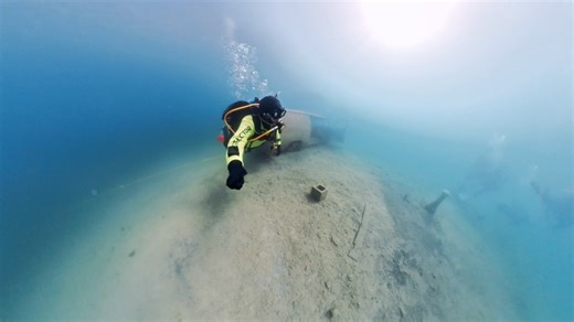 Begin your diving adventure with expert instructors guiding you every step! Sign up for our next Open Water class. Don't forget to call and get your spot. #DiveIn #ScubaJourney | Waterdogs SCUBA & Safety