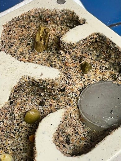 Making a natural looking ant nest/formicarium with sand and plaster