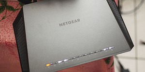Stop using Netgear routers with unpatched security bug, experts warn