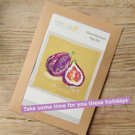 🌸 Wattle&Loop Slow-Stitching Kits contain all the ingredients you need to inspire your creativity. Enjoy the true sense of achievement that comes with producing your own unique and beautiful artwork. You will find a carefully curated assortment of Liberty of London, vintage and reclaimed fabric in every Wattle&Loop Slow-Stitching Kit. 🌿 You will also find embroidery threads and a sewing needle. By following the full colour pattern and detailed instruction booklet you can create a hand sewn, on