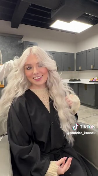 the reveal thank youuuuuuu @SkylierM @Elyce Mattea @lyss🦇 | camera