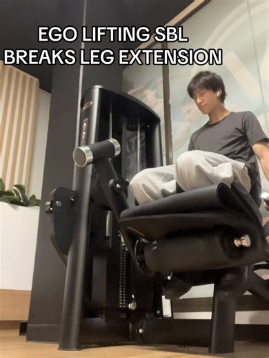 Ego Lifting at the Gym: Woman Breaks Leg Extension