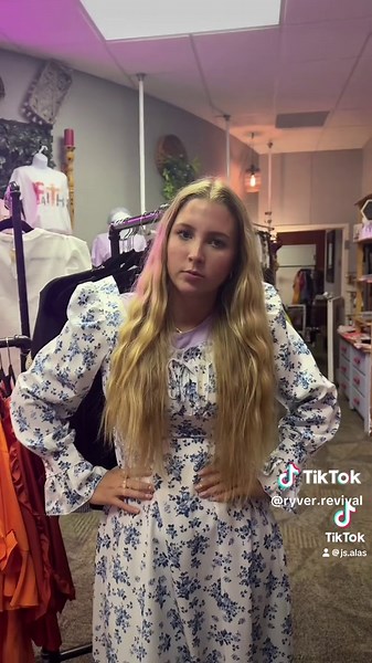 We know you see us! #boutique #fyp #love