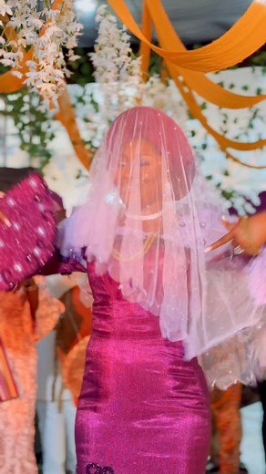 13K views · 710 reactions | A very beautiful bride entrance   #ebirabride #lokojaevent #ebirawedding #intertribalmarriage #bliss #couple #mcubeid | Umar Ubeid | Facebook