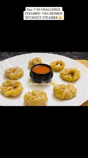 DAY-7/30 STEAMED VEG MOMOS WITHOUT STEAMER #vegmomos #momosrecipe #shorts #easyrecipe