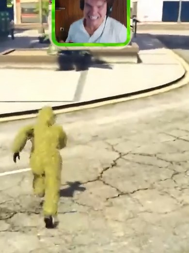 Escaping Cops with Ghillie Suit in GTA 5 RP