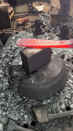 16K views · 14 reactions | The process of forging a pick #mechanic #auto #mechanicsteve #inspiring #motivation #handwashchallenge #mechaniclife | Machines World | Facebook