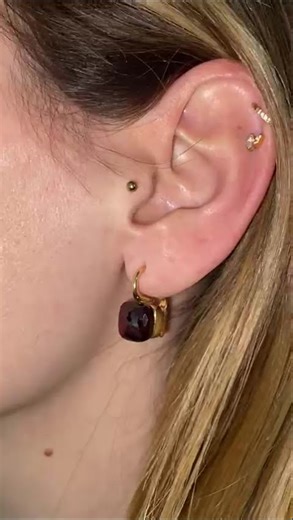 Orecchini Nudo Pomellato in oro rosa e Granato sfaccettato modello Classic