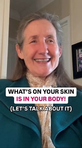 Chris Wark on Instagram: "Comment BARBARA and I’ll send you a link to the full interview. In a recent conversation, Barbara O’Neill shared something eye-opening—most fabrics today are loaded with chemicals that absorb into our skin through millions of tiny pores! And it’s not just clothing… 🧴 Sunscreens 🥦 Even “healthy-looking” produce 🛍️ Everyday products we trust without question Little by little, these toxins disrupt our hormones, our lymphatic system, and so much more. Yet, so many people