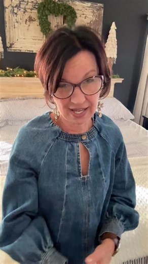 Barbara Lewis on Instagram: "The Shabby Tree will inspire you to be unique in your home and everyday fashion."