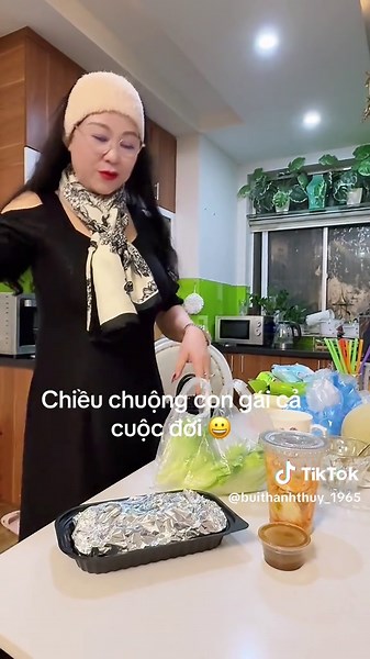 Food Preparation Tips in a Modern Kitchen