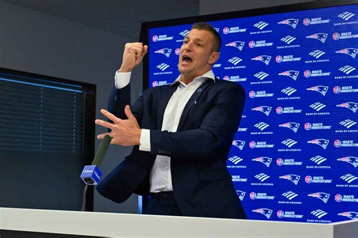 FanDuel Casino Offers Up ‘All Gronk, All Gold’ Slot Ahead of Super Bowl 60
