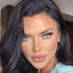 Kelsie Jean Smeby Boyfriend 2026: Dating History & Exes - CelebsCouples