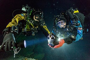Amazing Ancient Skeleton Discovered in an Underwater Cave Reveals History of Native Americans