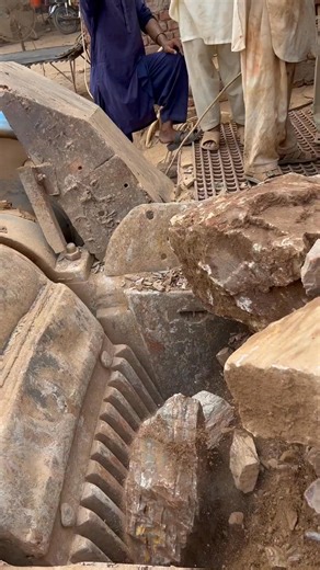 Stone crushers and jaw crusher machines delivering powerful rock crushing ASMR action #stonecrusher #rockcrushing #asmrsounds | Heavy Machinery Hub