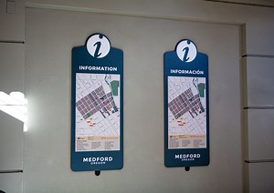 New 'Wayfinding' signs posted to make navigating downtown Medford easier - KOBI-TV NBC5 / KOTI-TV NBC2