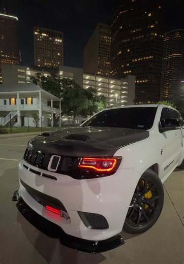 Jeep Trackhawk Hellcat smacker sound: best trackhawk exhaust clips