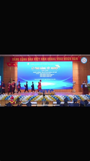 3 năm Thanh Xuân gói gọn 3 phút trên sân khấu hôm nay❤️#congnghekythuatoto #77binhdinh #xuhuong