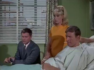 Tony (Larry Hagman) and Roger (Bill Daily) try to get Jeannie's (Barbara Eden) memory back in time for her to save Dr. Bellows (Hayden Rorke). From Season 3 Episode 8 'Who Are You Calling A Genie?' - Jeannie loses her memory while at NASA and Tony has to rescue her from the authorities. Watch More 'I Dream Of Jeannie': http://bit.ly/IDOJPlaylist Subscribe: https://www.youtube.com/c/idreamofjeannieTV Watch all seasons now FETV: https://fetv.tv/show/i-dream-of-jeannie/ ABOUT I DREAM OF JEANNIE: Ba