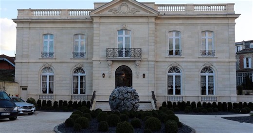 Immobilier : à Bordeaux, La Grande Maison de Bernard Magrez est en vente pour plus de 6 millions d’euros