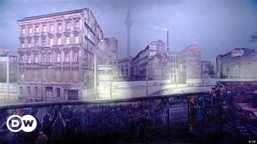Time travel: Berlin Wall panorama