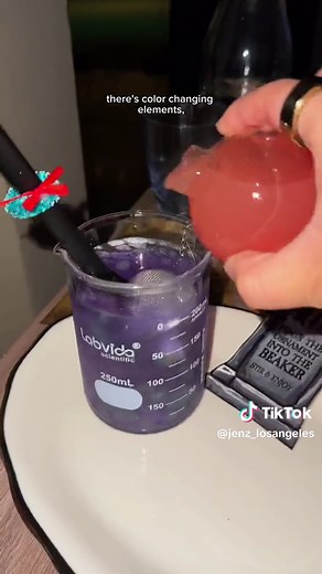 🎄🎅 New holiday dinner experience with the Nightmare Before Christmas 📍Feast Your Eyes #thingstodo #unique #fun #activity #dinner #movie #experience #dateidea #holiday