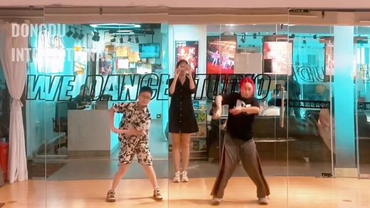 #日常练舞记录 #dance 10来节私教，开始有点律动的样子，兴趣爱好千千万，唯有读书不喜好