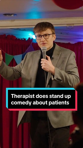 Therapist does stand up comedy about patients #comedian #comedy #standup #crowdwork #shortfilms #comedyskit #comedysketch #therapist #mentalhealth