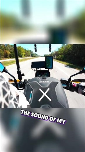 Motorcycle Windscreen Review: Buffeting & Visor Test #shorts