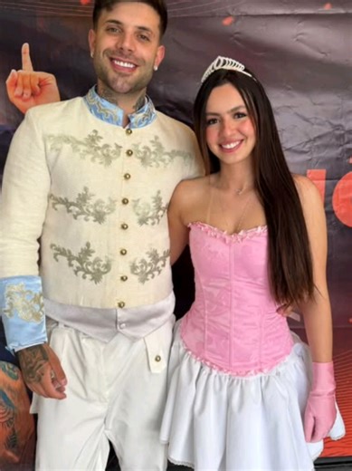 Apoie Lavínia: Uma Menina Linda e Amorosa