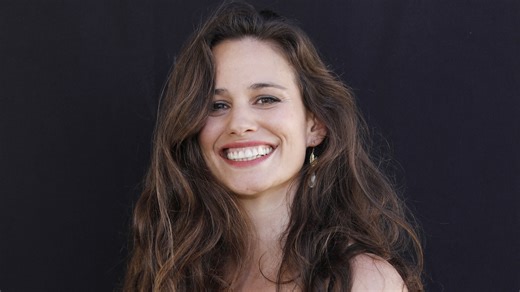 Lucie Lucas : à quoi ressemble sa vie dans son château breton ?
