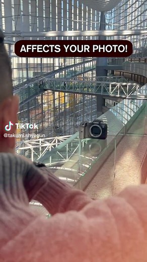 How APERTURE affects your PHOTOS! #photography101 #photographytips #camerasettings #photographer #foryou #fyp