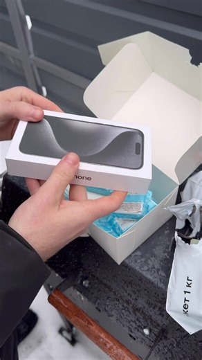 Секретні бокси для подарунків та сюрпризів