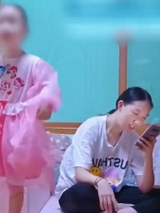 Người Mẹ Trẻ Bỏ Mặc 3 Đứa Con Thơ Để Lén Lút Hẹn Hò Và Cái Kết P1 #khamphathegioi #giaitritiktok #learnontiktok #viral #fyp