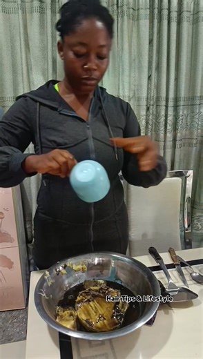 122K views · 2.7K reactions | How to make Hair growth butter with Chebe, Henna, Moringa and Fenugreek powder Please don't forget to LIKE and SHARE  | Hair Tips & Lifestyle | Facebook