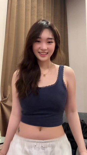 Learn the Trendy Alibi Dance Moves with Livy Renata