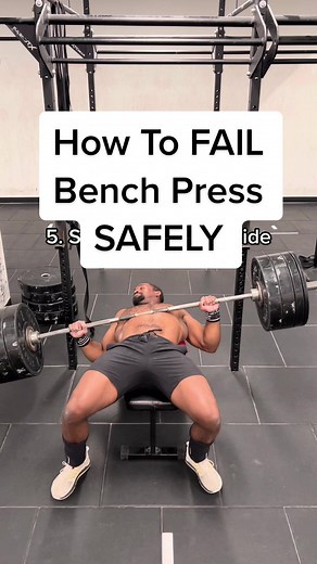The more you know 💫 #benchpress #fitnesshack #gymfails #workoutmotivation #tiktoktaughtme