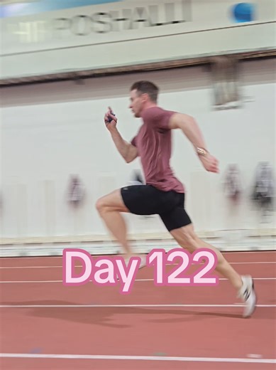 Day 122, Ota kiinni jos saat 🏃🏼💨 Nopeuspäivä, nyt seuraamaan miesten viestiä 🤓 Jätkät, kahvit on ladattuna 🔫☕️ #running #sprint #training #workout #fyp