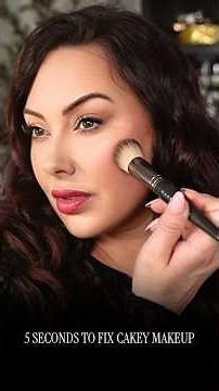 5 seconds to fix CAKEY makeup #makeupover40 #matureskincare #cakeymakeup