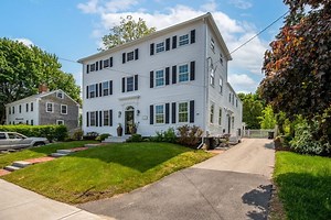 321 Merrimac St, Newburyport, MA 01950 - MLS 73115906 - Coldwell Banker