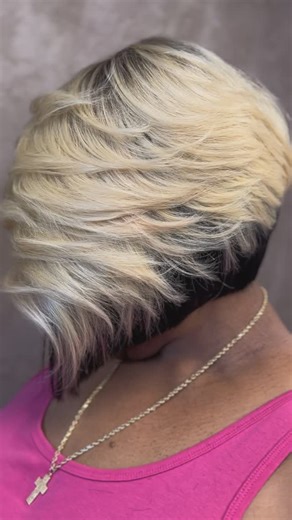 @hairbymeeka on Instagram: "Invisible Part Two toned Layered Quickweave Bob"
