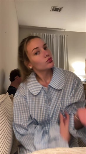 Merry Christmas!! Woohoo offf work & watching new stranger things !! #merrychristmas #stangerthings