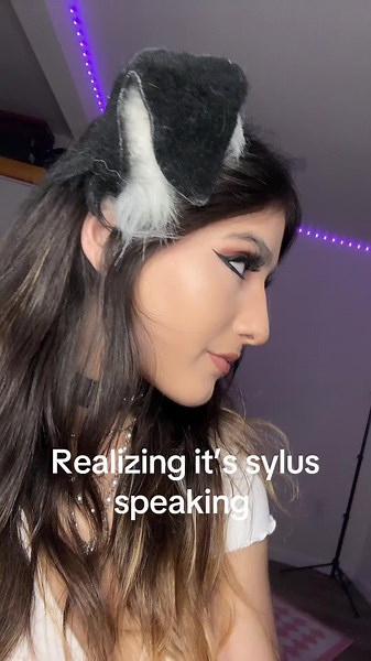 Ahhhhh yall didn’t tell me it was #sylusloveanddeepspace 🥵🥵 #loveanddeepspace