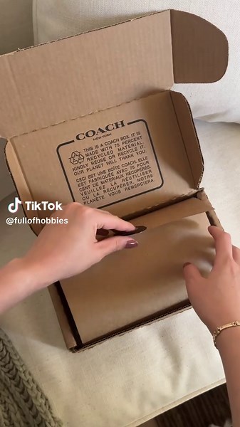 Unboxing My New Coach Wallet and Bag Set