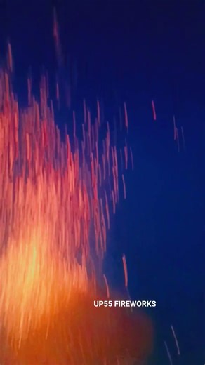 Best sky shot in the world #fireworks #viral #shellcracker 🎇🎇🎇🎇🎇😱😱😱😱😱😱