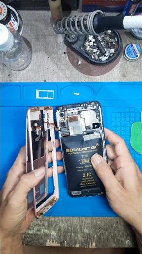 Replace Swollen Phone Battery Before It's Too Late! #phonerepair